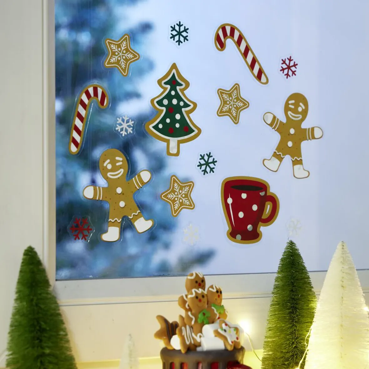 Décoration fenêtre Noël électrostatique bonhomme de neige ou pain d'épices-Gifi