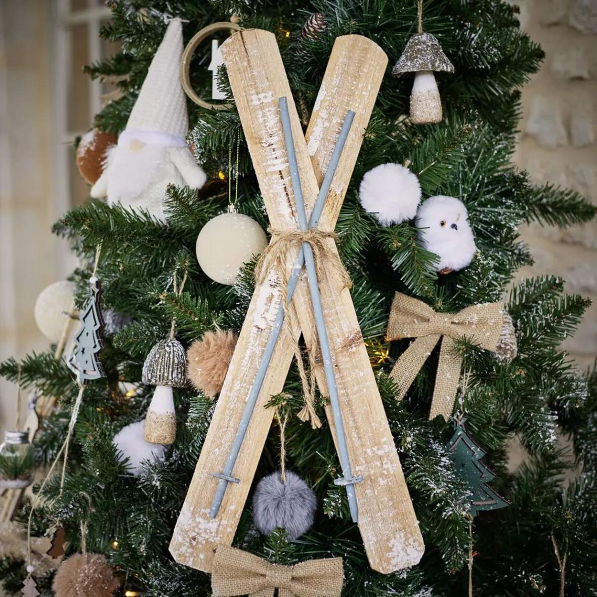 Ski en bois à suspendre, 2 modèles-Gifi Clearance